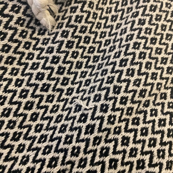 Shawl Wrap Throw Scarf Soft Tapestry Table Cloth BLACK WHITE Thick Cotton - Picture 6 of 6